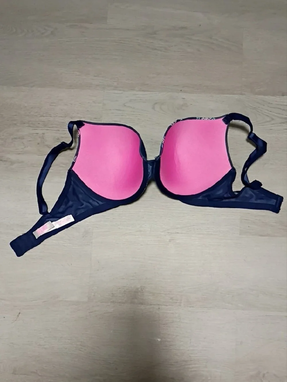PINK Victoria's Secret Navy Logo Print T-Shirt Bra with Multicolor Accents